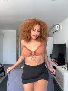Chica busca chico en Barcelona: 