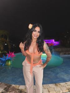 Chica busca chico en Tenerife: 