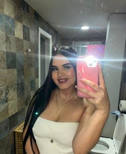 Chica busca chico en Sevilla: 