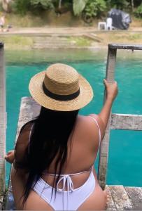 662963713: Chica busca chico en Granada