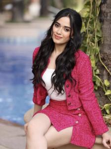 654659343: Chica busca chico en Toledo