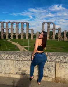 Chica busca chico en Almería: 