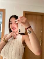 672411786: Chica busca chico en Madrid