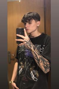 604854296: Chico busca chica en Madrid