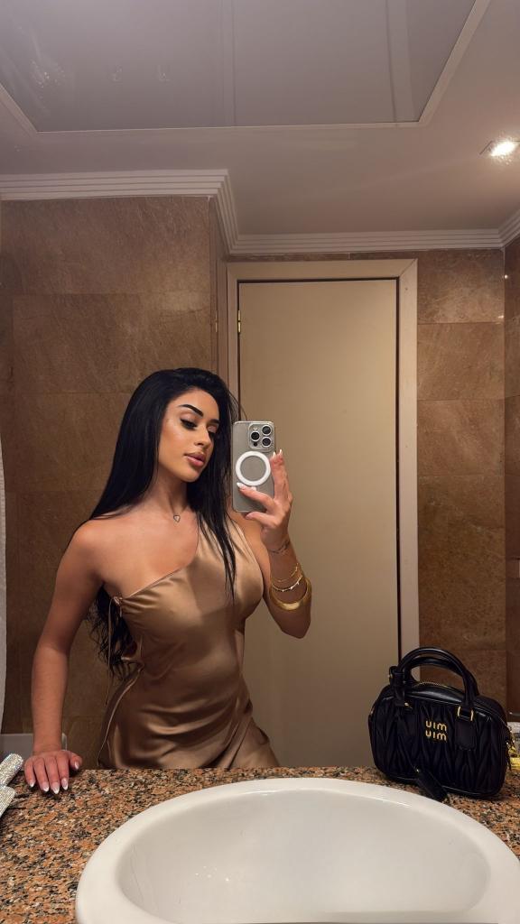 Chica busca chico en Murcia: 