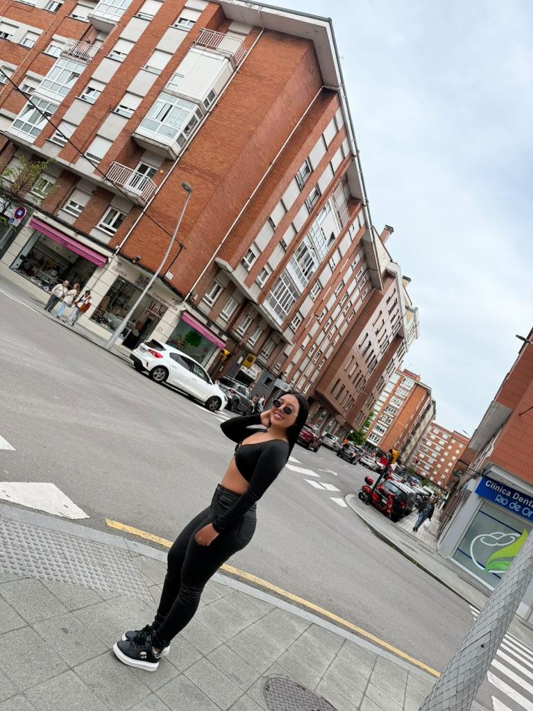 Chica busca chico en Asturias: 