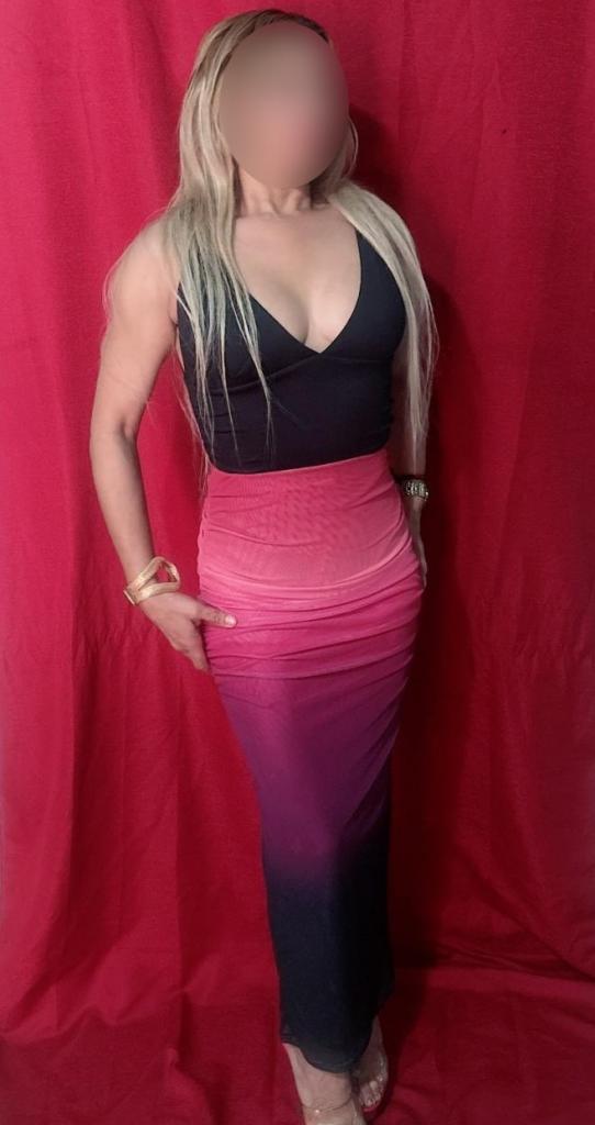 Chica busca chico en Sevilla: 