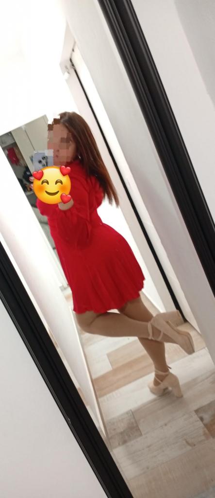 Chica busca chico en Granada: 