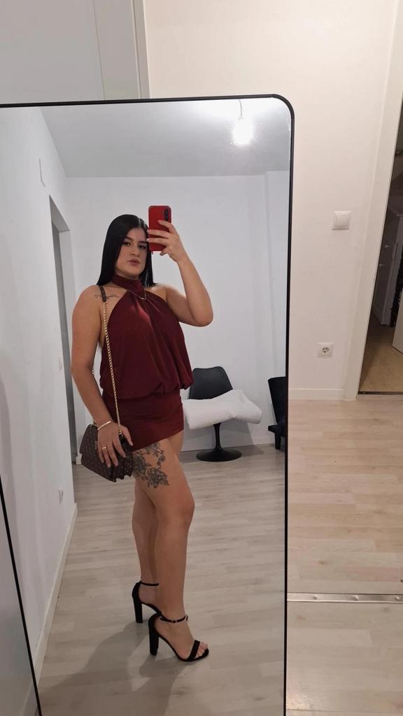 Chica busca chico en Almería: 