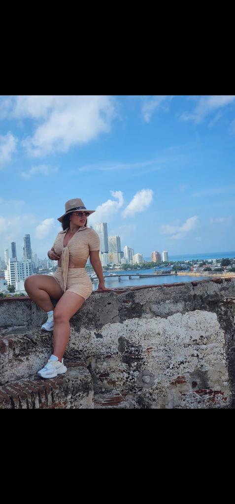 657767075: Chica busca chico en Toledo