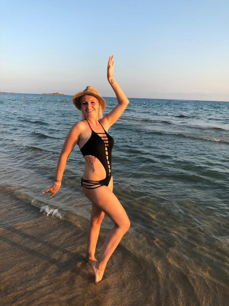 Chica busca chico en Alicante: 