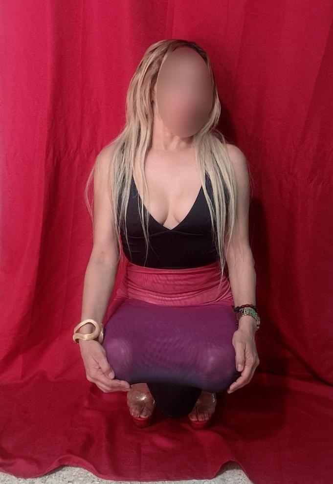 Chica busca chico en Sevilla: 