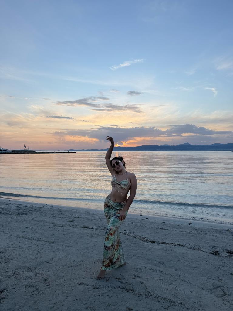 Chica busca chico en Ibiza: 