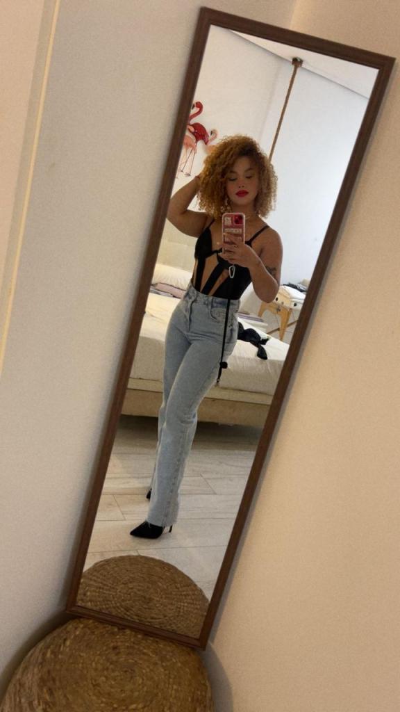 Chica busca chico en Pontevedra: Chica busca chico