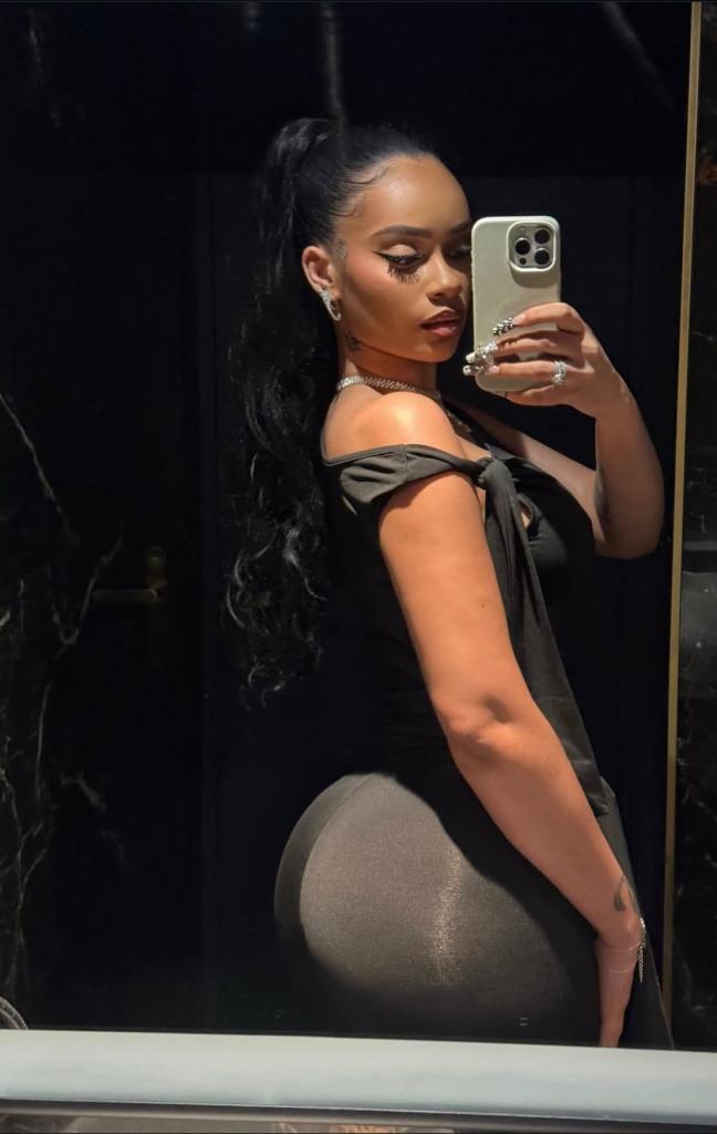 Chica busca chico en Granada: 