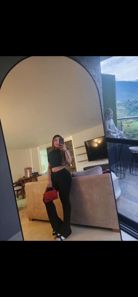 657767075: Chica busca chico en Toledo