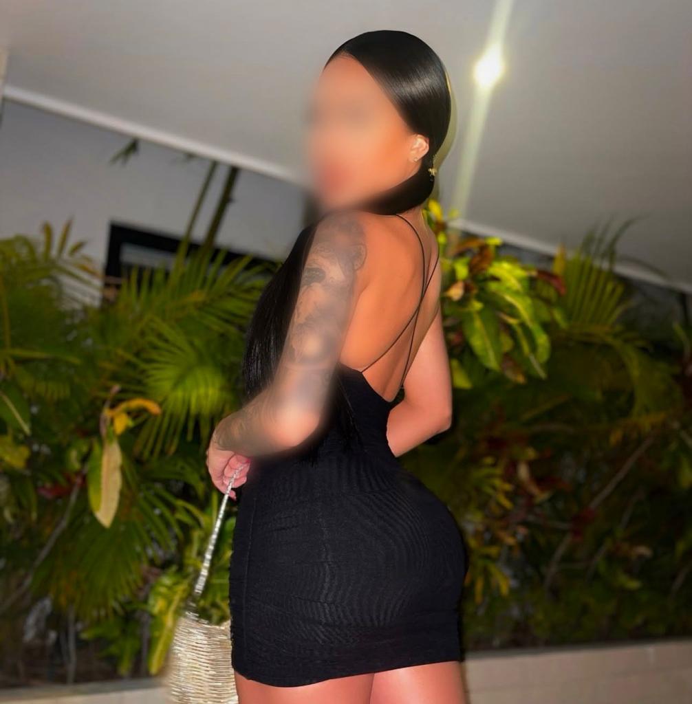 Chica busca chico en Granada: 