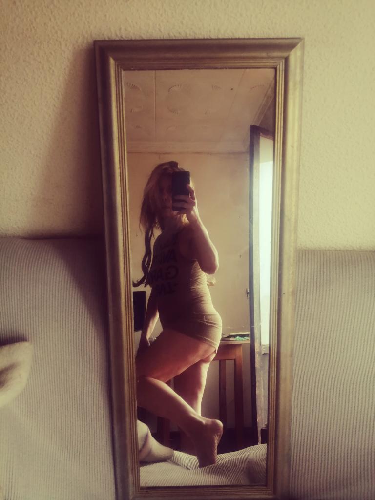 Chica busca chico en Murcia: 