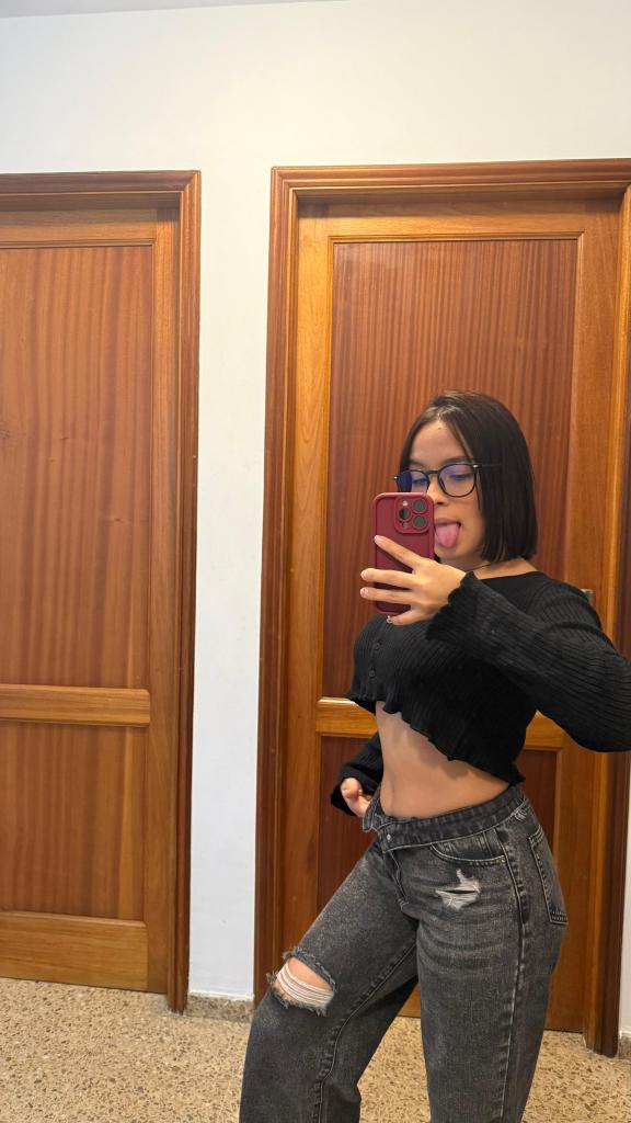 Chica busca chico en Tenerife: 