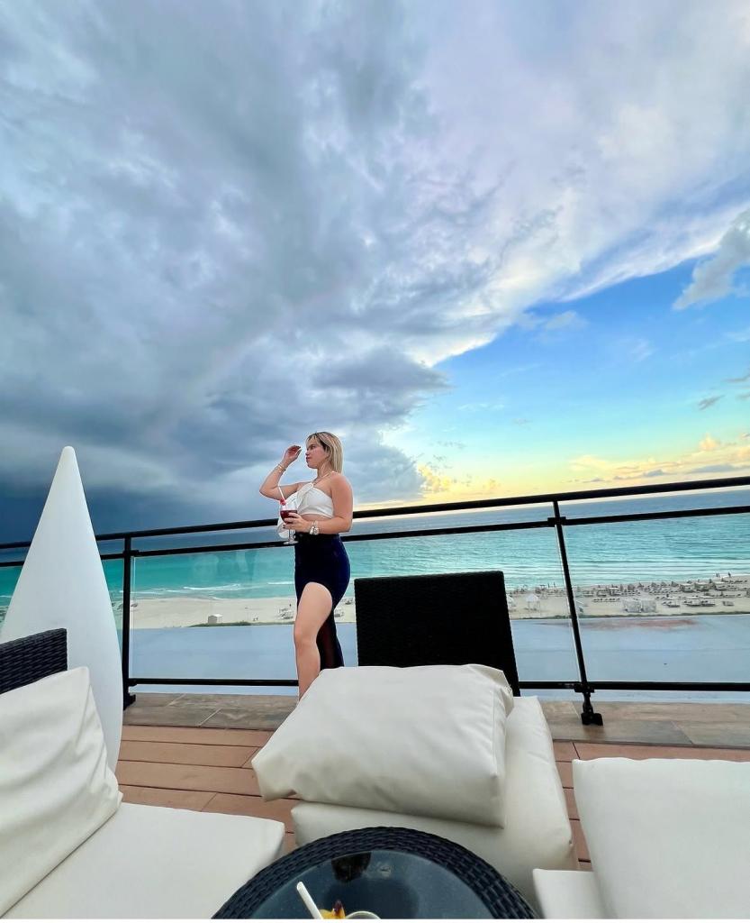 Chica busca chico en Tenerife: 