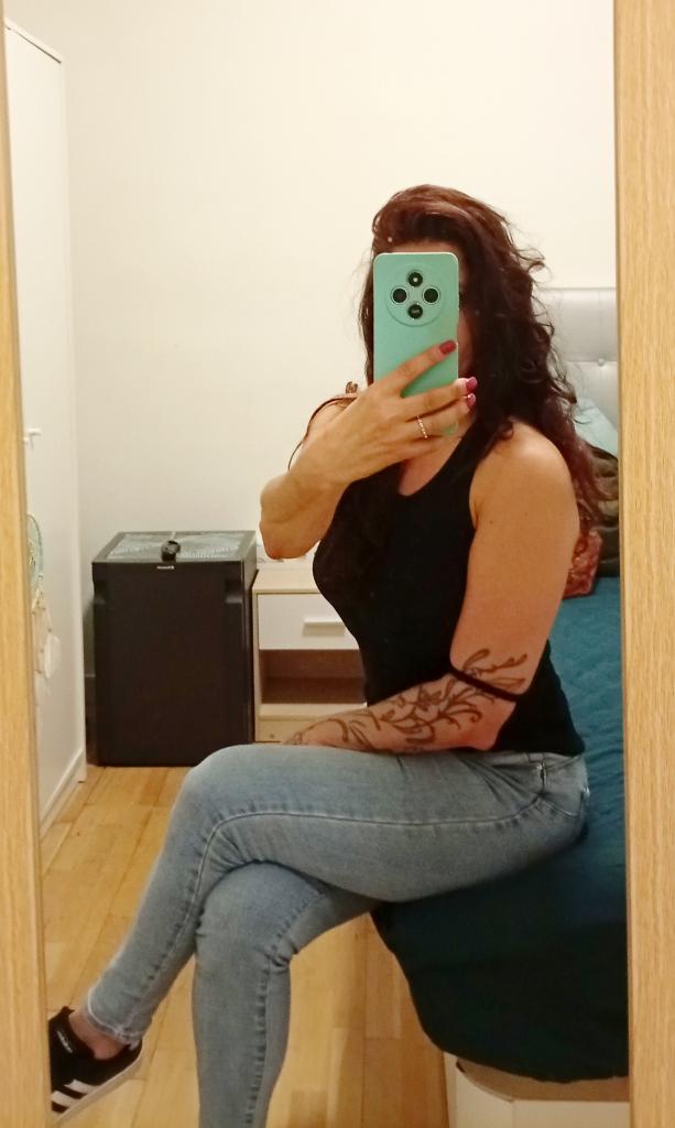 Chica busca chico en Barcelona: 