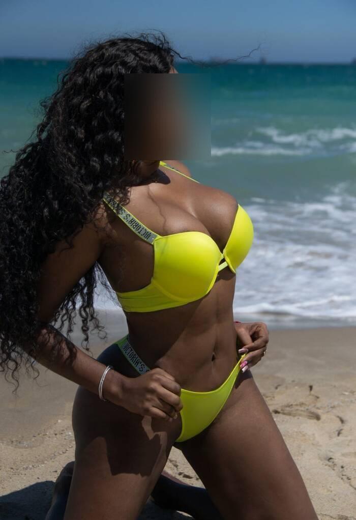 Chica busca chico en Granada: 