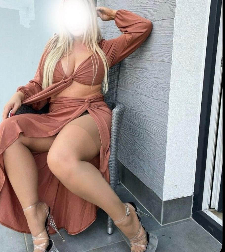 Chica busca chico en Sevilla: 