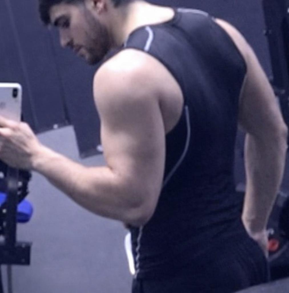 Chico busca chica en Sevilla: 