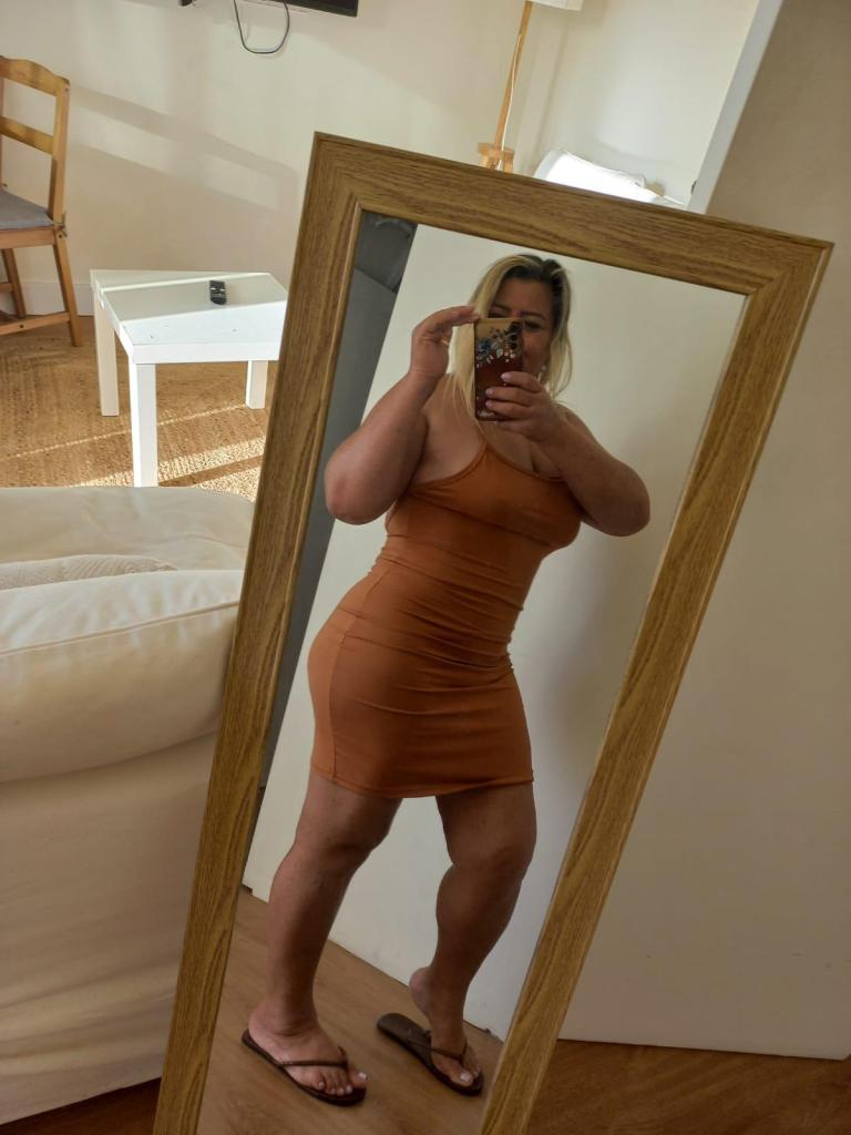 Chica busca chico en Ibiza: 