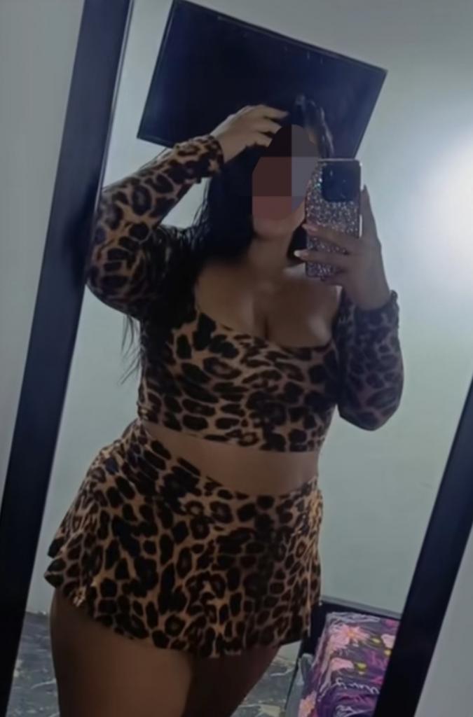 613226295: Chica busca chico en Orense