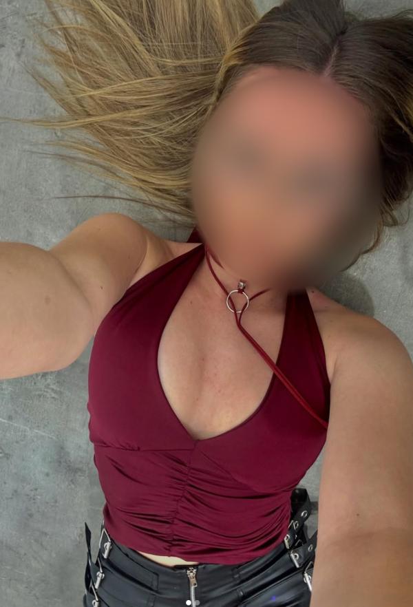 Chica busca chico en La Coruña: 