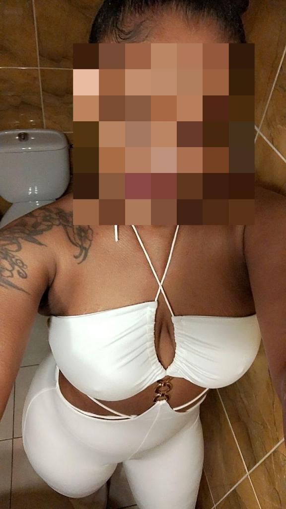 Chica busca chico en Orense: 