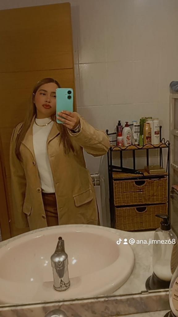 661571954: Chica busca chico en Granada