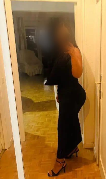 642770401: Chica busca chico en Murcia