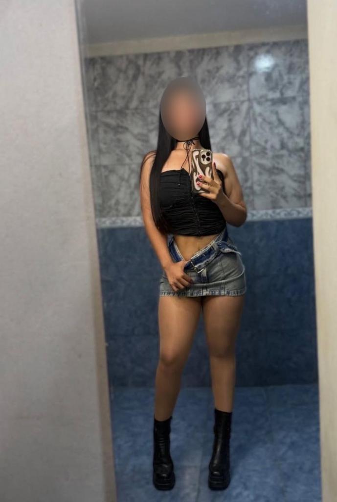 Chica busca chico en Cádiz: 