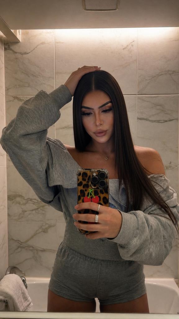 663635930: Transexual en Alicante