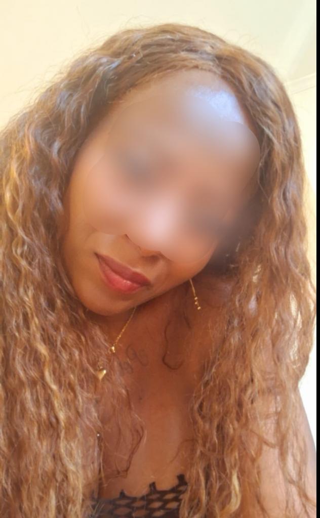 Chica busca chico en Almería: 