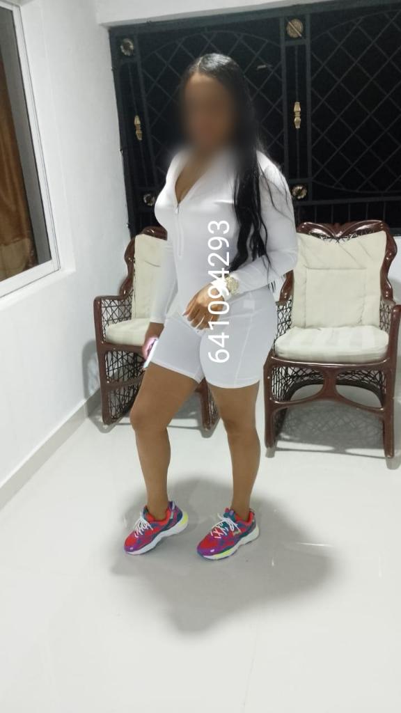 641094293: Chica busca chico en León