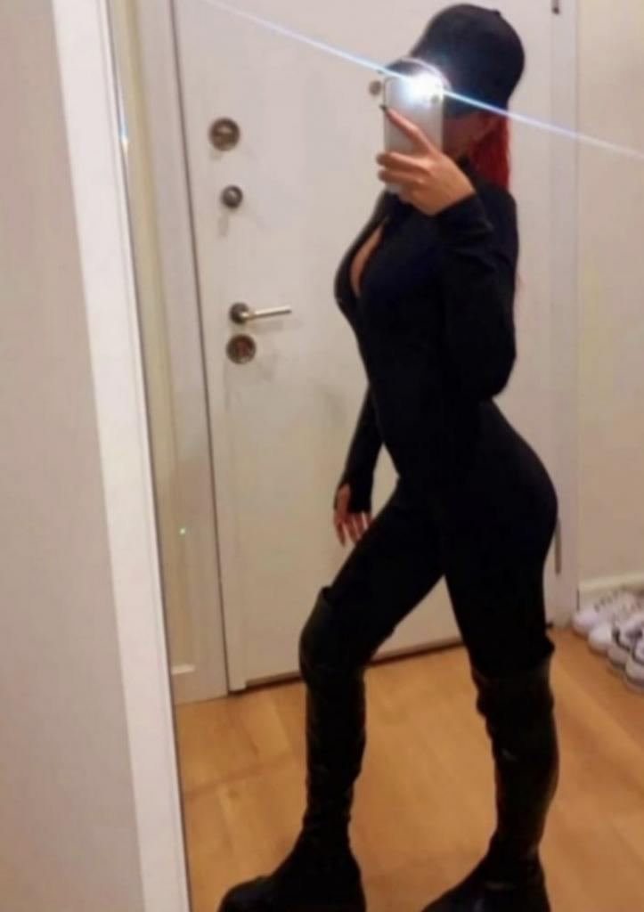 Chica busca chico en Barcelona: 