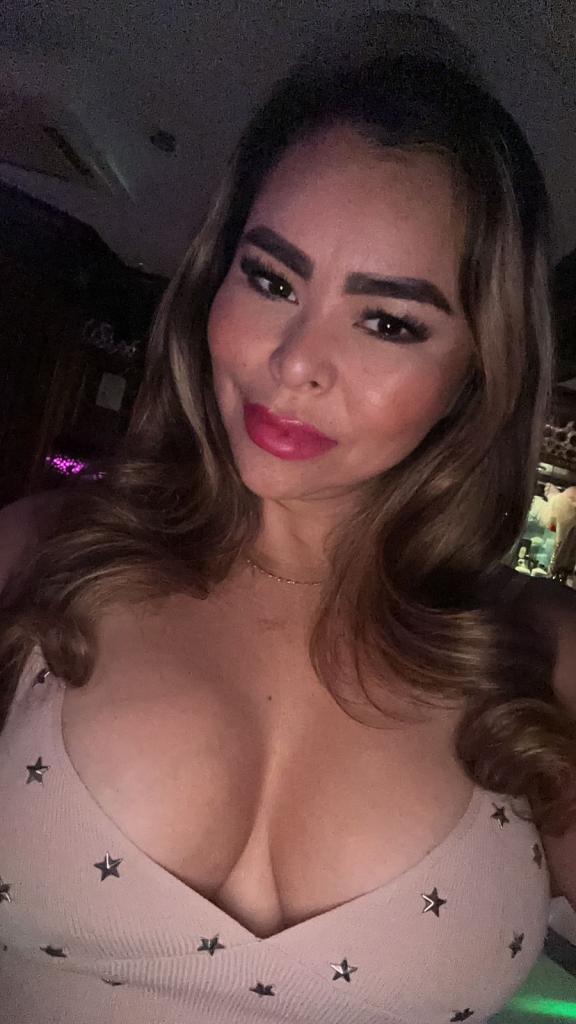 Chica busca chico en Las Palmas: Chica busca chico