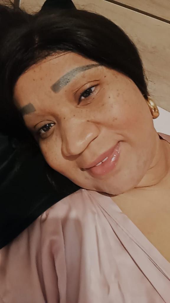 613681983: Chica busca chico en Málaga