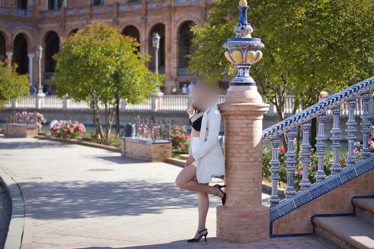 Chica busca chico en Sevilla: 