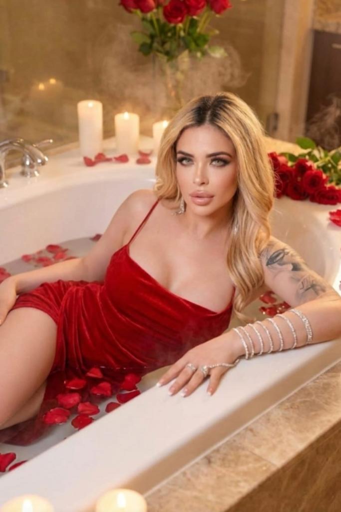 Chica busca chico en Toledo: Chica busca chico