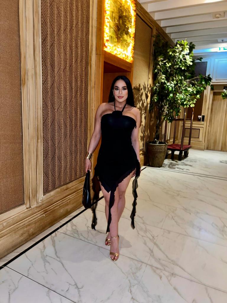 Chica busca chico en Ibiza: 