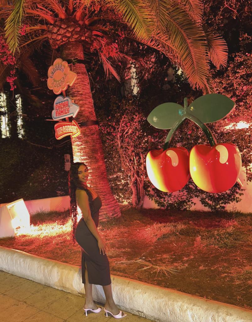 Chica busca chico en Ibiza: 