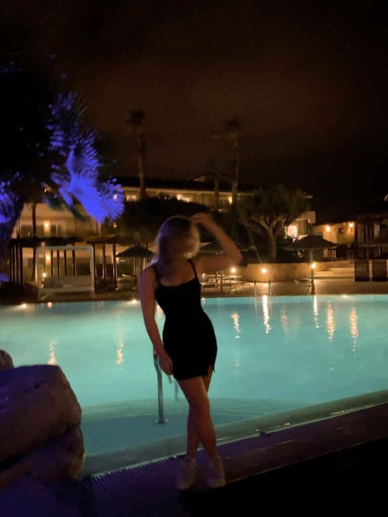 Chica busca chico en Huesca: 