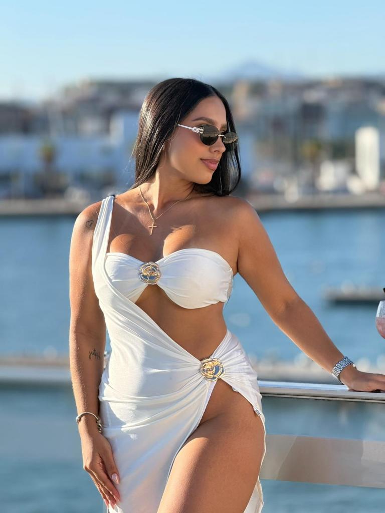 Chica busca chico en Alicante: 