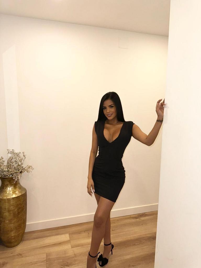 618401314: Chica busca chico en Málaga