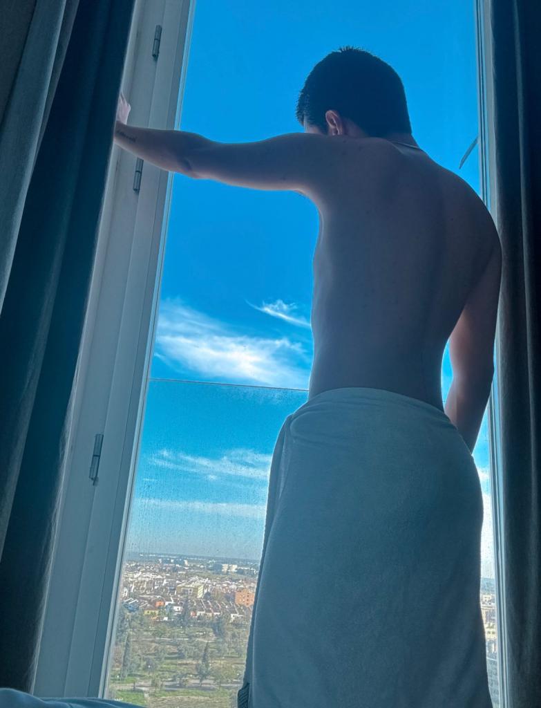 Chico busca chica en Cádiz: 