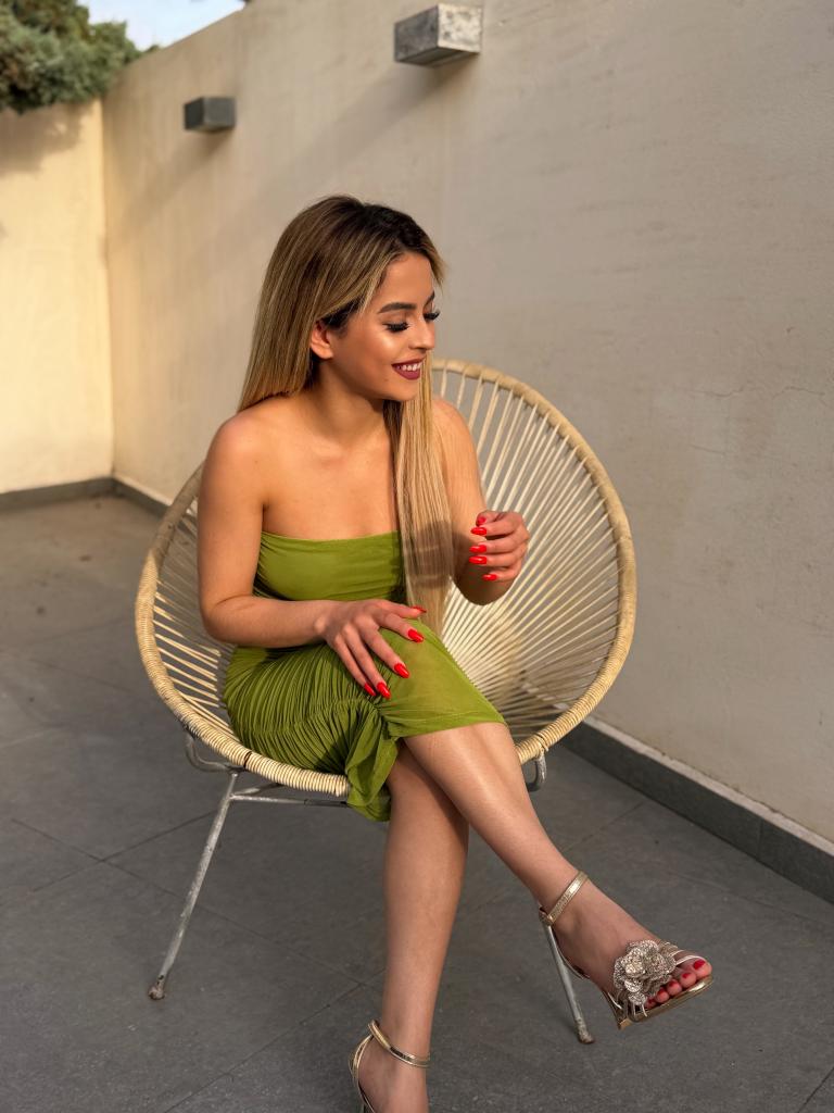 Chica busca chico en Ibiza: 